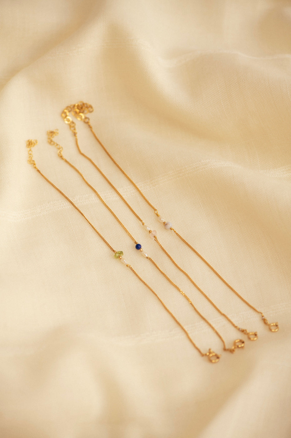 Elemental armband Chalcedoon  |  Verguld en zilver